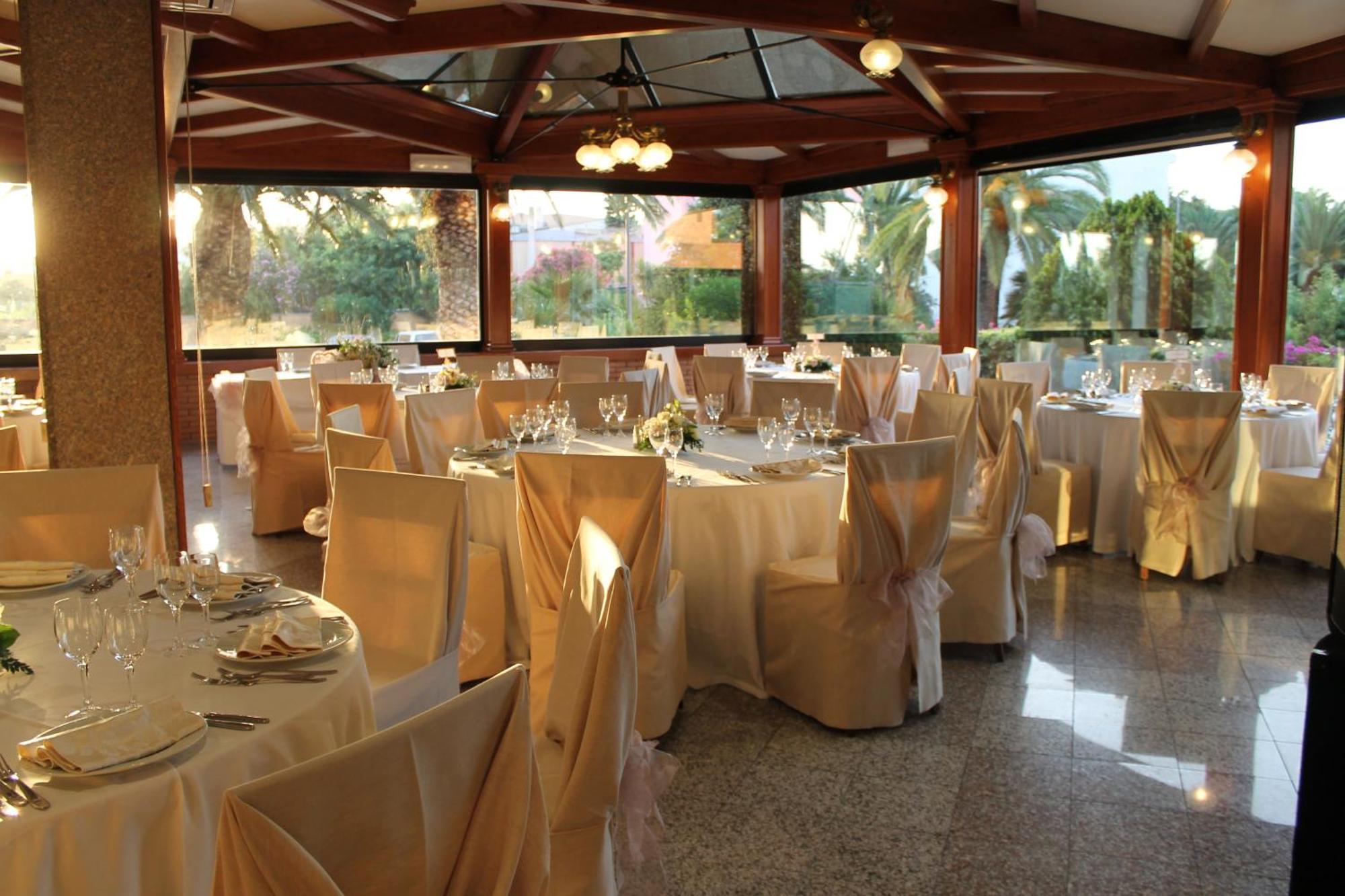 Hotel Grillo Асемини Екстериор снимка
