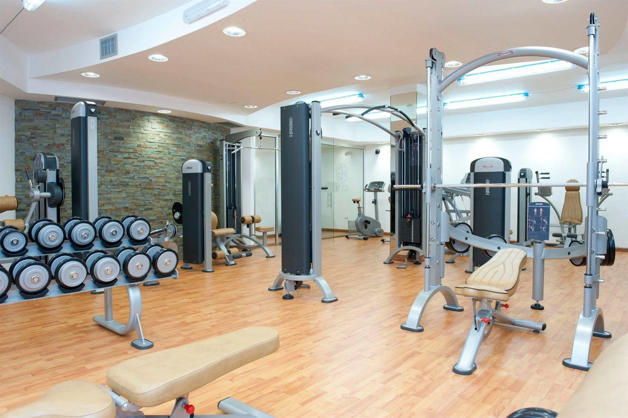 Hotel Grillo Асемини Екстериор снимка